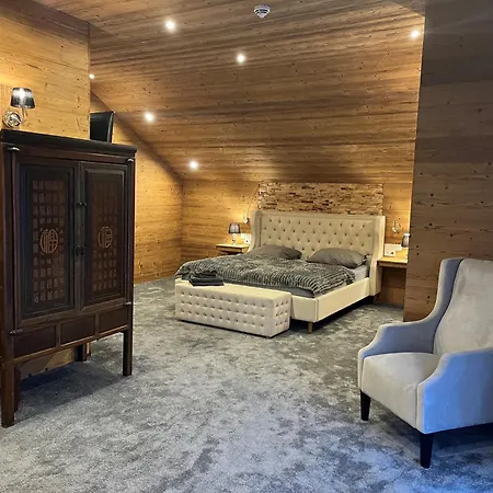 Wolfstein - Le Boutique 4*
