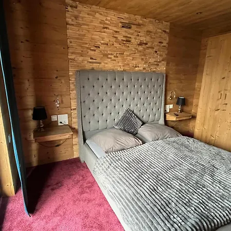 Wolfstein - Le Boutique 4*