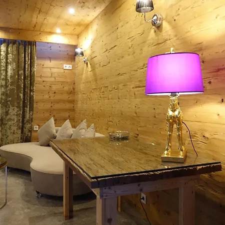 Wolfstein - Le Boutique 4*