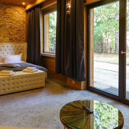 Wolfstein - Le Boutique 4*