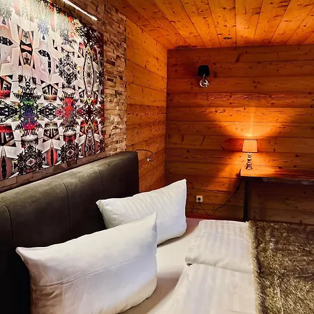 Hotel Wolfstein - Le Boutique 4*