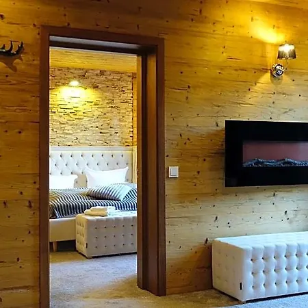 Hotel Wolfstein - Le Boutique 4*