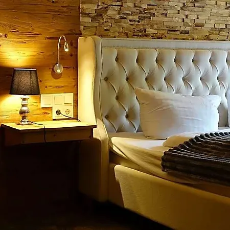 Hotel Wolfstein - Le Boutique 4*